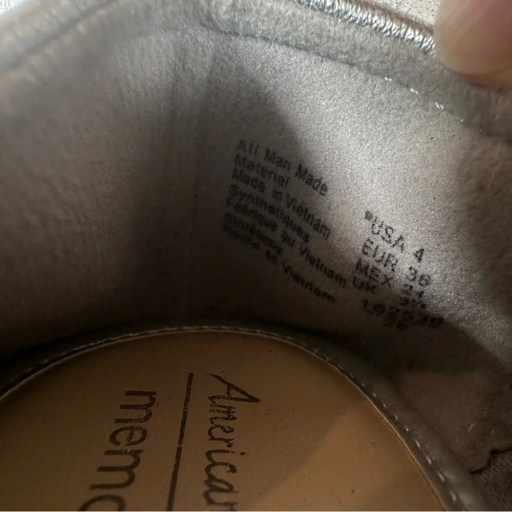 American Eagle Ballet Flats Silver Shoes Youth Girls‎ Memory Foam #900